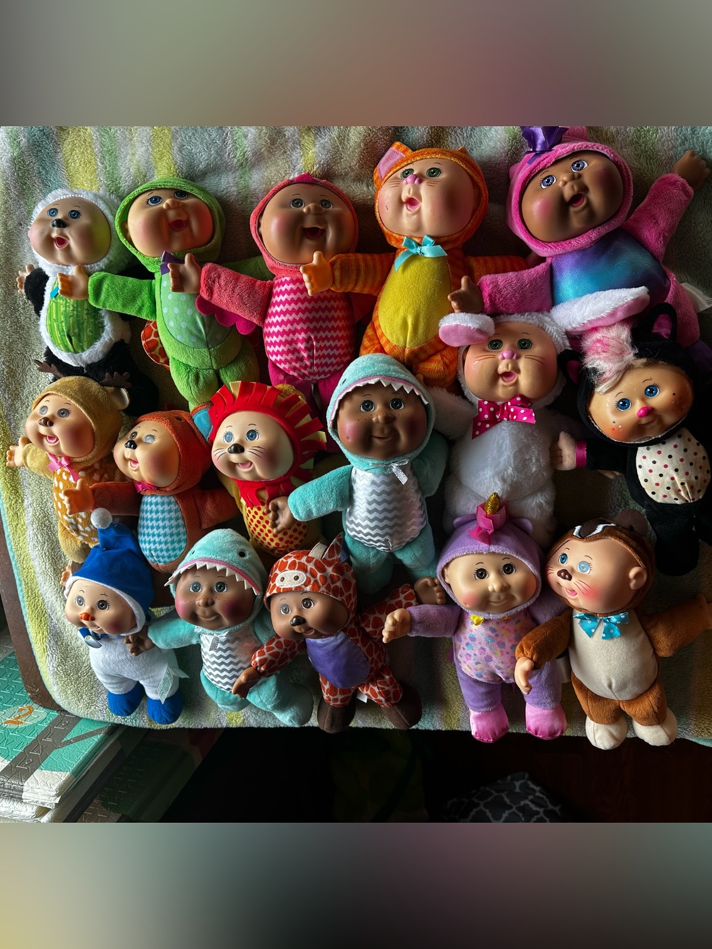 Cabbage patch cuties lot of 16